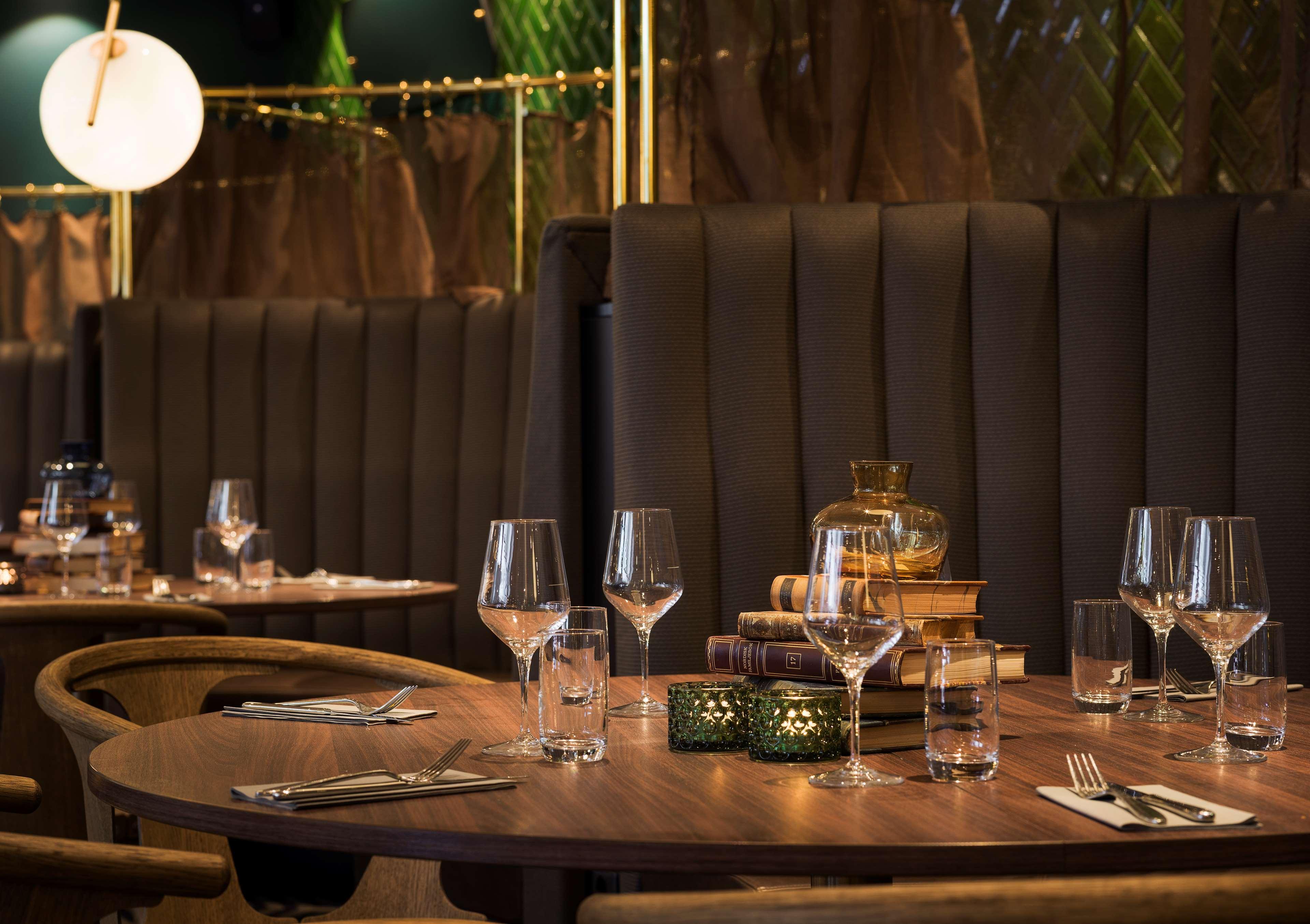 Scandic Grand Hotel Orebro Bagian luar foto