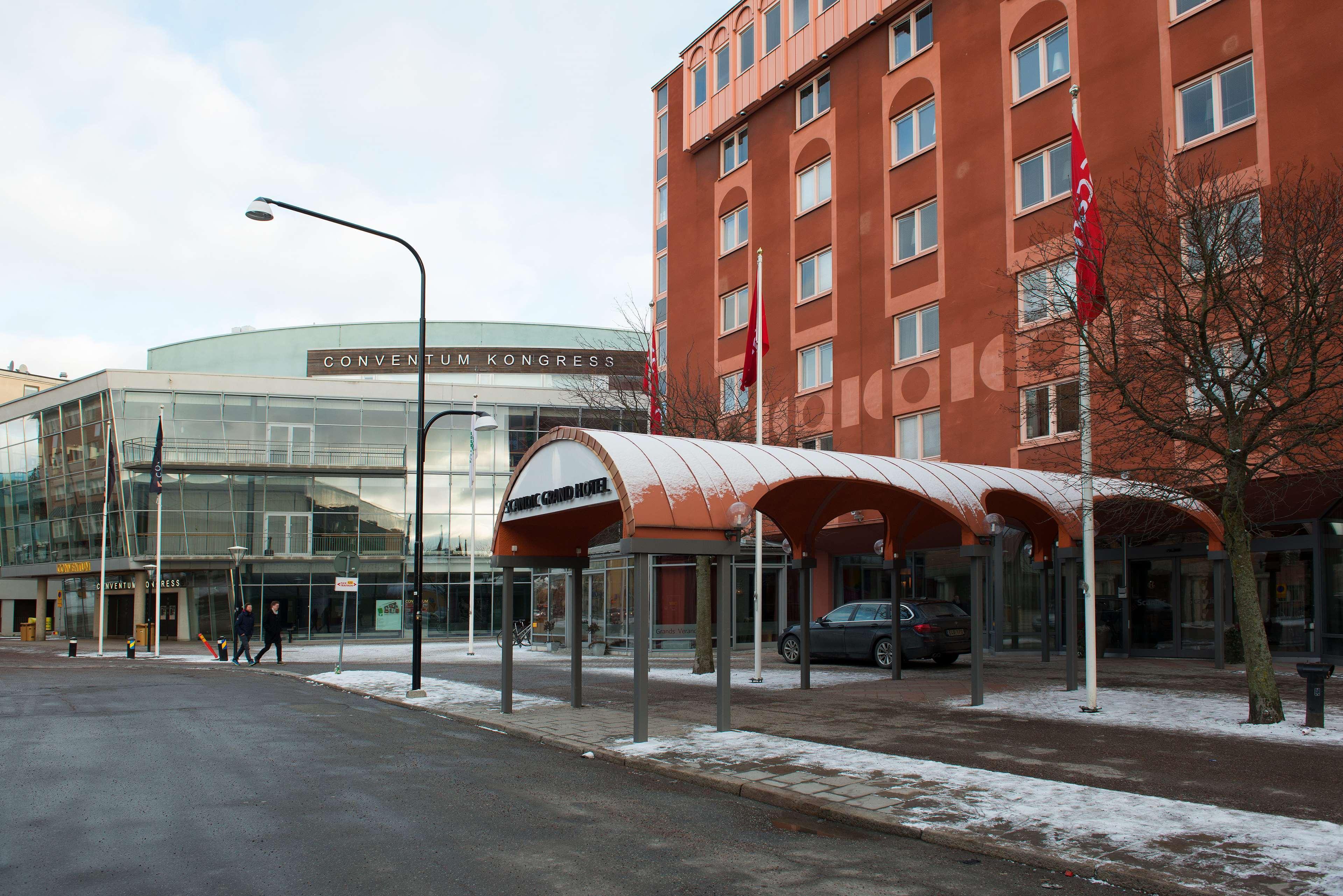 Scandic Grand Hotel Orebro Bagian luar foto