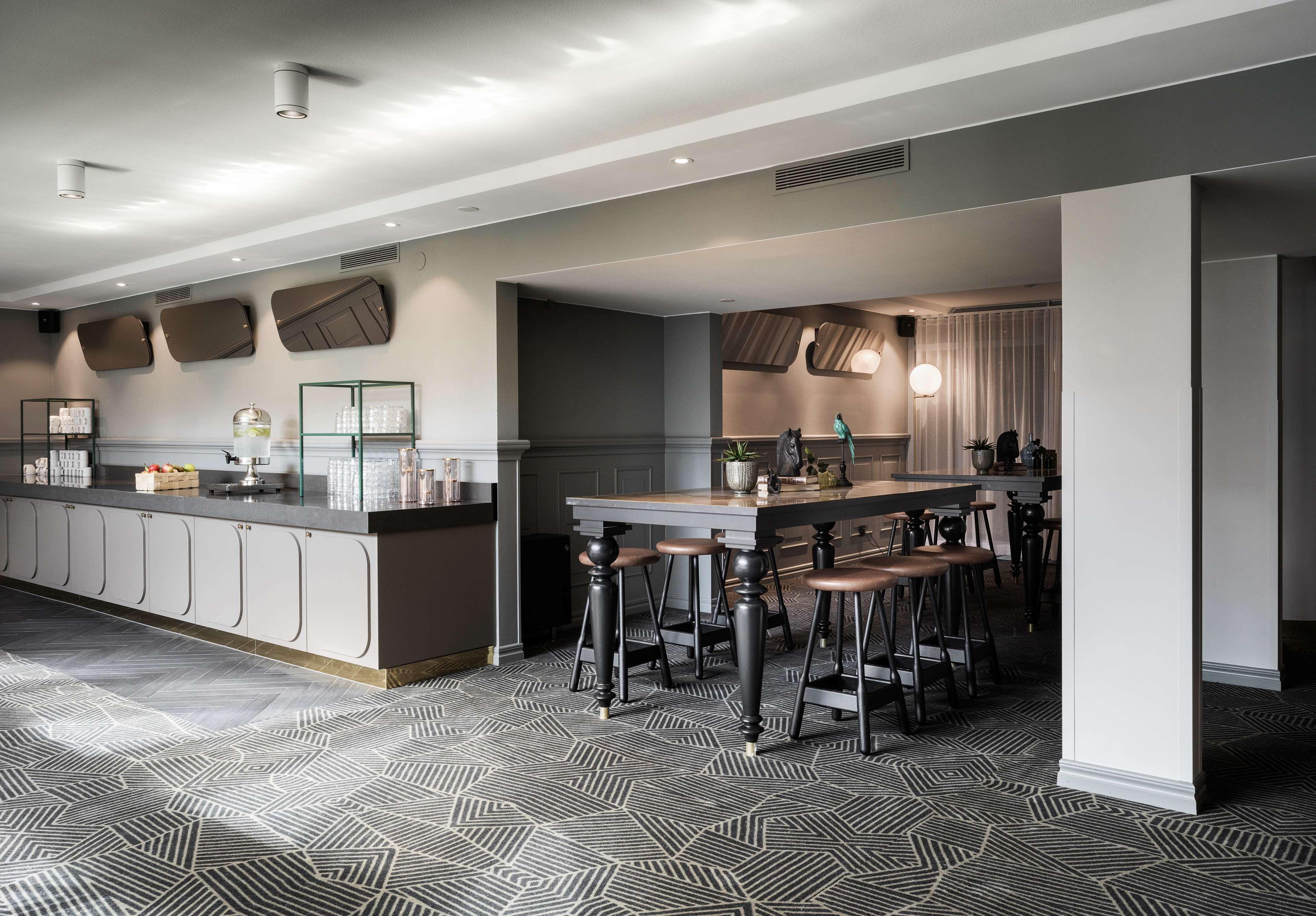Scandic Grand Hotel Orebro Bagian luar foto