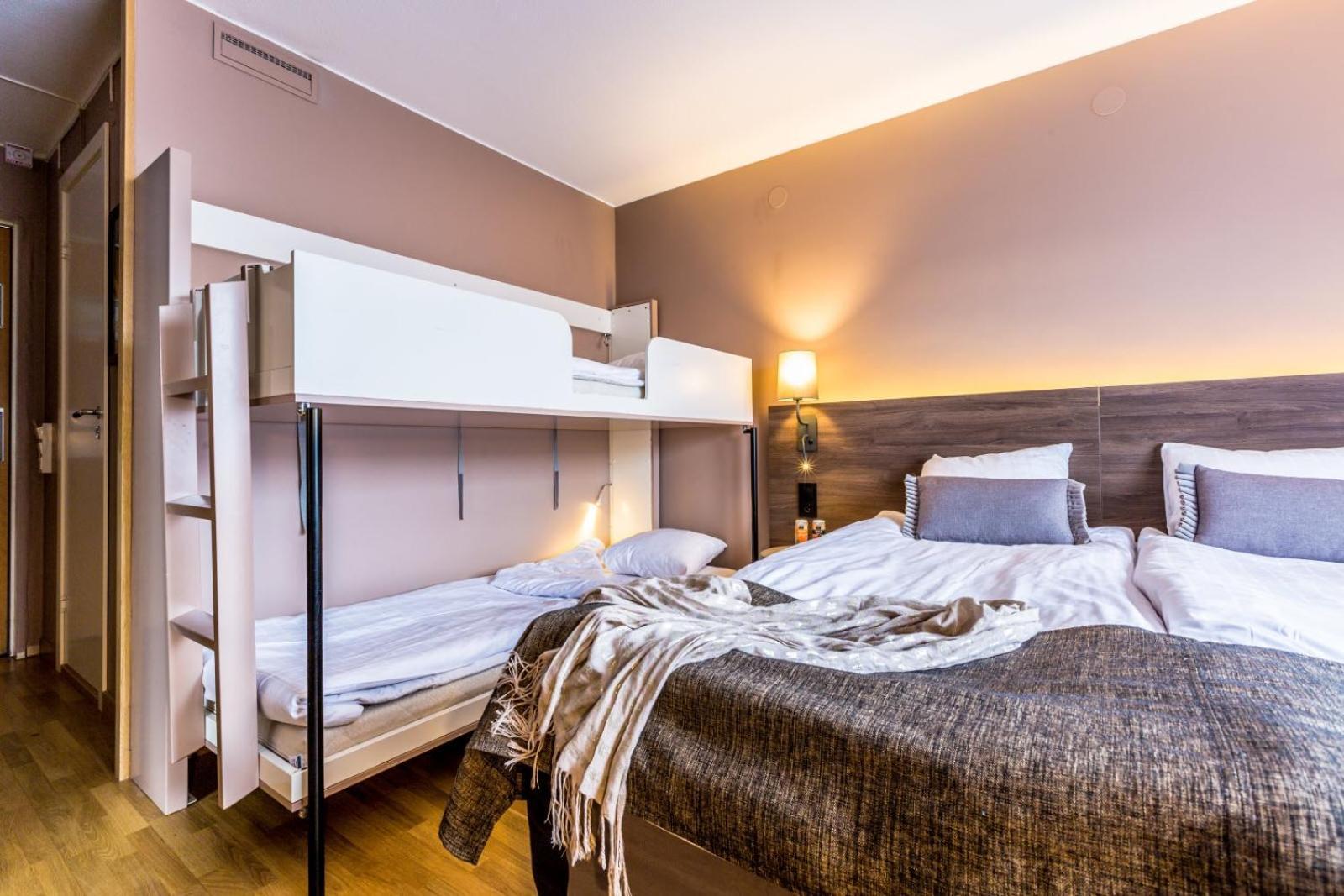 Scandic Grand Hotel Orebro Bagian luar foto