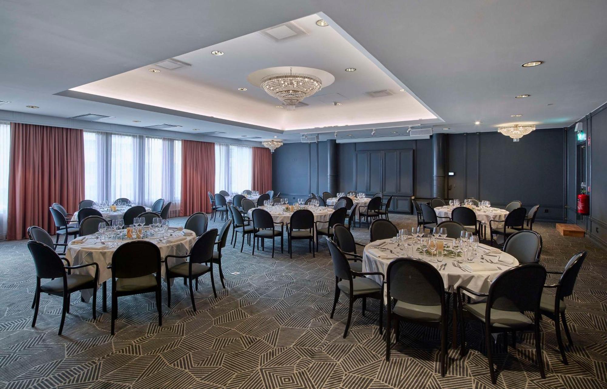 Scandic Grand Hotel Orebro Bagian luar foto