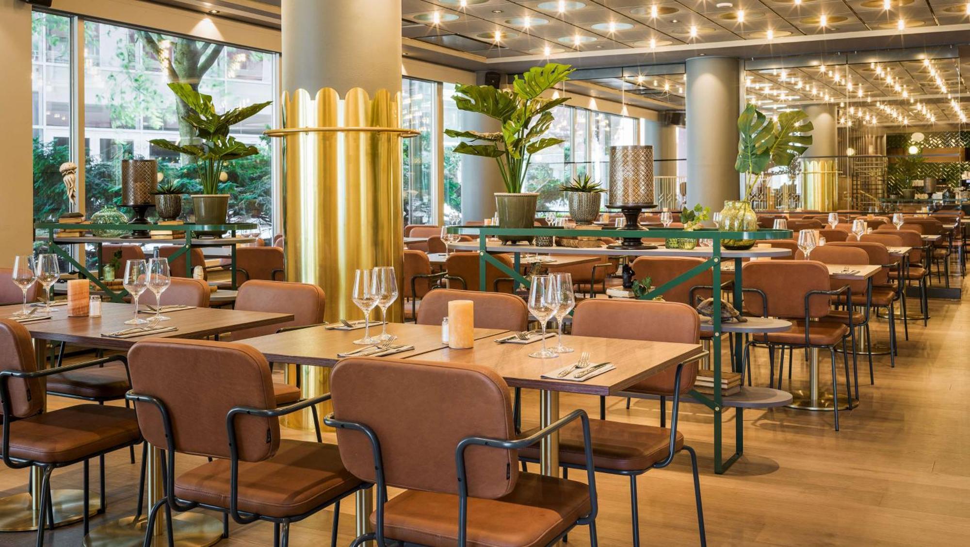 Scandic Grand Hotel Orebro Bagian luar foto