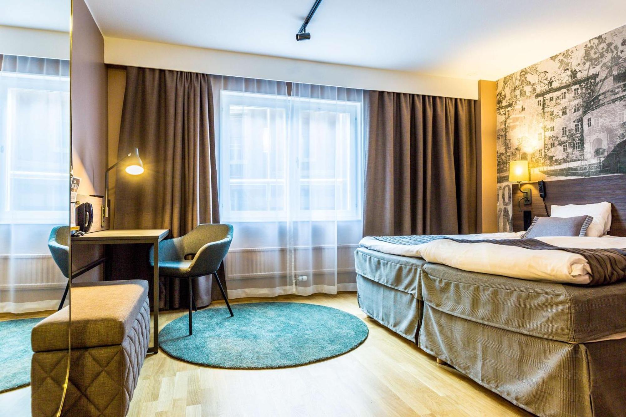 Scandic Grand Hotel Orebro Bagian luar foto